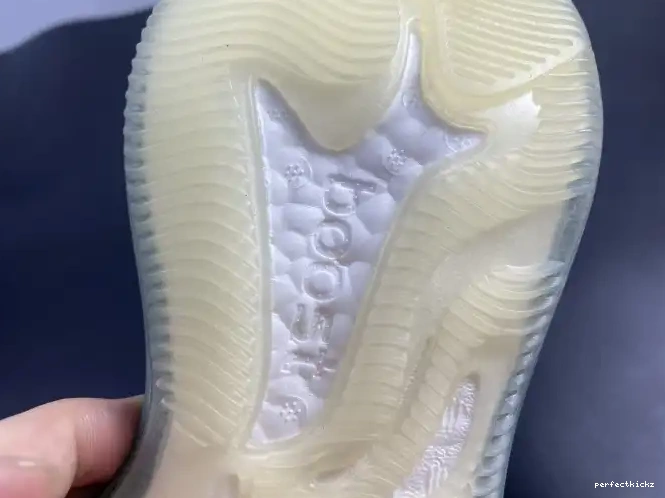 380 Boost Blue Alien Yeezy GW0304 Adidas 0503